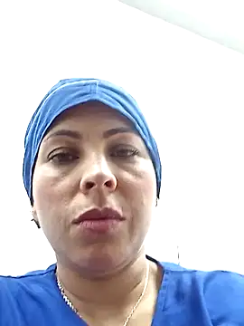 Snapshot of Yanis_Ariel12 chatting on 10/14/25, 01:01 Yanis Ariel12 online show from 10/14/25, 01:01