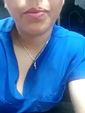 Yanis Ariel12 online show from 11/11/25, 12:55