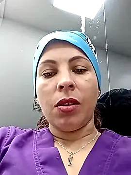 Snapshot of Yanis_Ariel12 chatting on 10/08/25, 07:03 Yanis Ariel12 online show from 10/08/25, 07:03