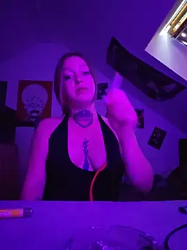 Amatrice X online show from 06/19/26, 04:02