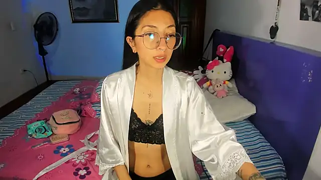 Anais lux online show from 06/28/26, 12:28