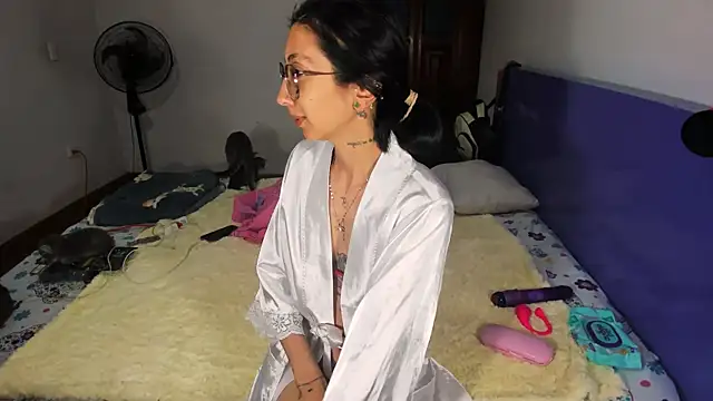 Anais lux online show from 04/02/26, 11:44