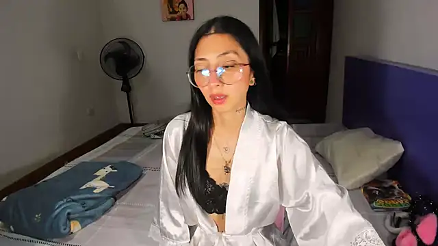 Anais lux online show from 03/23/26, 12:22