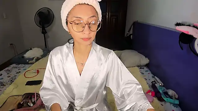 Anais lux online show from 04/06/26, 11:39