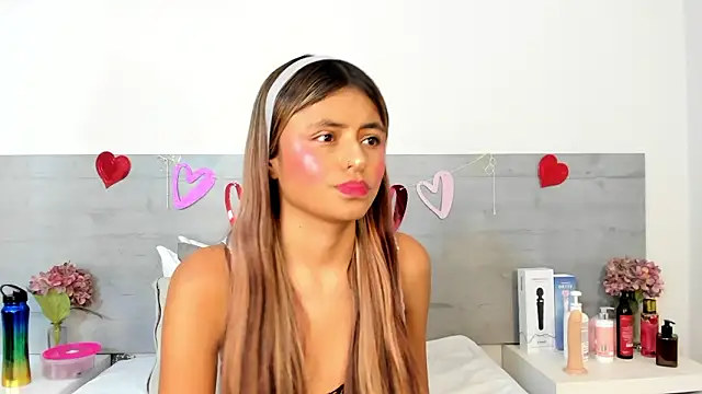 sunnyWhitee online show from 02/20/26, 07:38