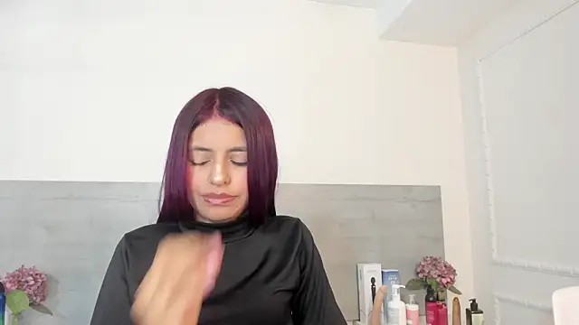 sunnyWhitee online show from 04/27/26, 07:23