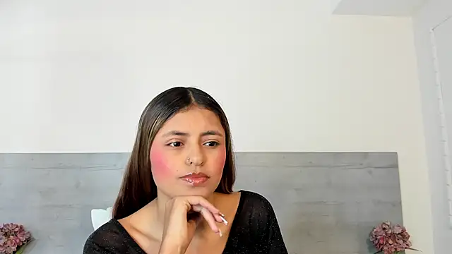 sunnyWhitee online show from 03/29/26, 11:12