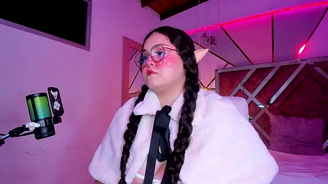 ShylySweet online show from 02/25/26, 05:29