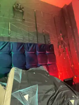 hi lucy online show from 04/17/26, 05:27