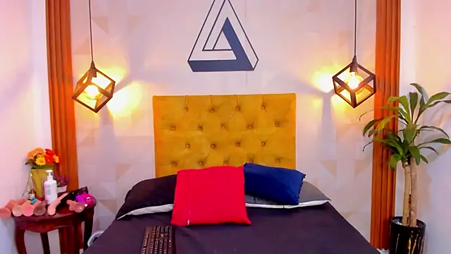 Snapshot of violet_sweet19 chatting on 02/03/26, 12:43 violet sweet19 online show from 02/03/26, 12:43