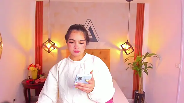 violet sweet19 online show from 03/24/26, 11:54