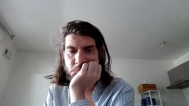 Snapshot of captainckring chatting on 06/08/26, 10:27 captainckring online show from 06/08/26, 10:27