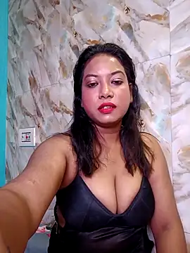 Snapshot of hornyzinia123 chatting on 09/22/25, 09:04 hornyzinia123 online show from 09/22/25, 09:04