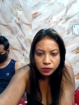 hornyzinia123 online show from 10/23/25, 05:22