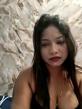 hornyzinia123 online show from 03/18/26, 03:42