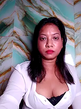 Snapshot of hornyzinia123 chatting on 09/14/25, 06:52 hornyzinia123 online show from 09/14/25, 06:52