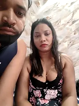 hornyzinia123 online show from 01/11/26, 03:13