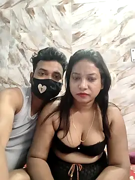 hornyzinia123 online show from 12/19/25, 03:10