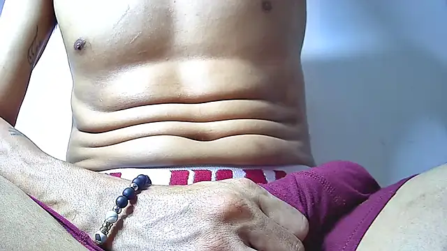 IsaXander743 online show from 11/01/25, 07:24