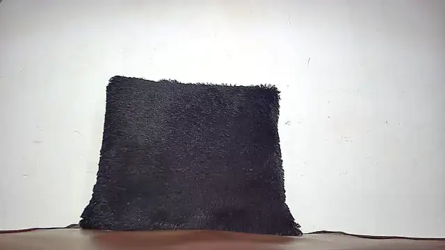 IsaXander743 online show from 11/18/25, 12:59