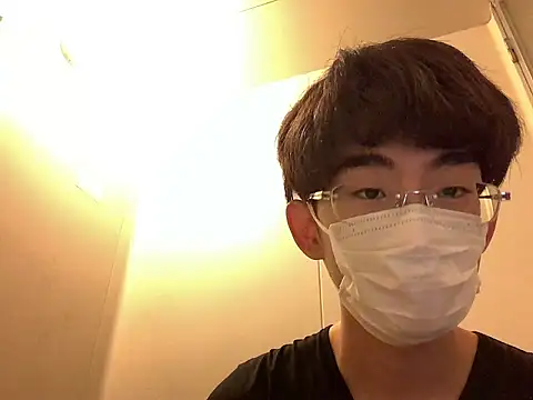 Snapshot of kurusu46 chatting on 10/12/25, 03:52 kurusu46 online show from 10/12/25, 03:52