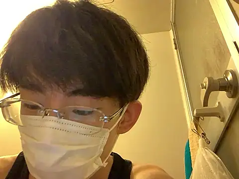 Snapshot of kurusu46 chatting on 09/27/25, 12:00 kurusu46 online show from 09/27/25, 12:00