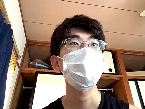 Snapshot of kurusu46 chatting on 09/15/25, 06:58 kurusu46 online show from 09/15/25, 06:58