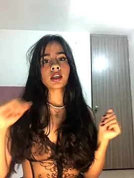 Snapshot of SelinaCatt_ chatting on 09/20/25, 03:55 SelinaCatt online show from 09/20/25, 03:55