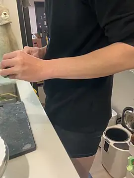 qaz23257 online show from 03/10/26, 07:34