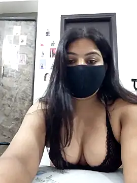 Snapshot of Aavya_007 chatting on 04/10/26, 04:25 Aavya 007 online show from 04/10/26, 04:25