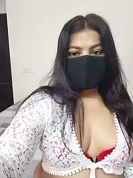 Snapshot of Aavya_007 chatting on 05/18/26, 04:29 Aavya 007 online show from 05/18/26, 04:29
