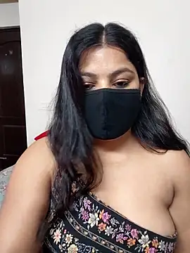 Snapshot of Aavya_007 chatting on 04/29/26, 05:00 Aavya 007 online show from 04/29/26, 05:00