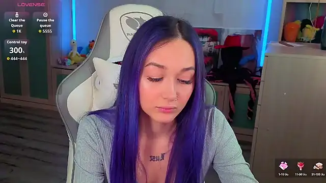 Im suka online show from 10/24/25, 03:16