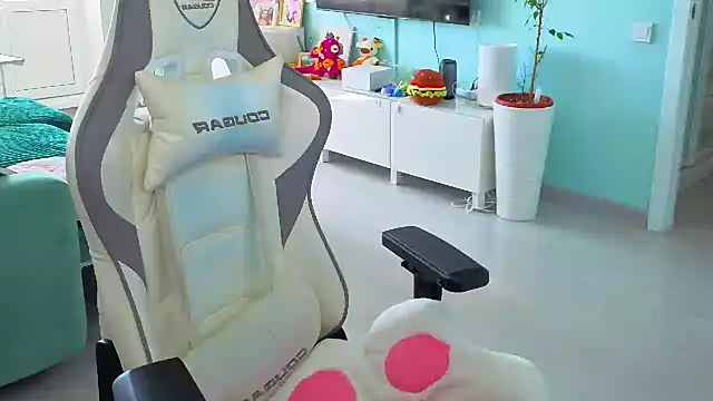 Im suka online show from 03/30/26, 04:47