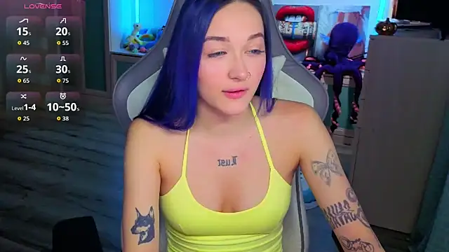 Im suka online show from 11/19/25, 03:06