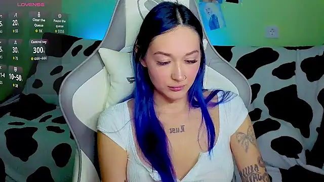 Im suka online show from 10/13/25, 02:46