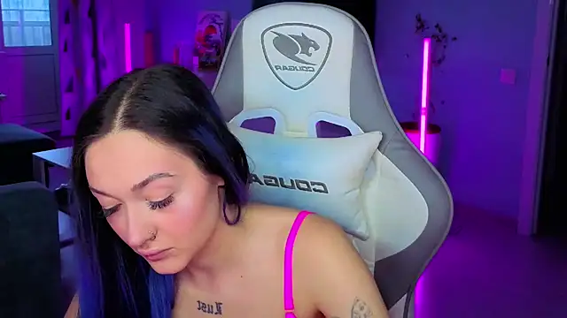 Im suka online show from 02/19/26, 01:46