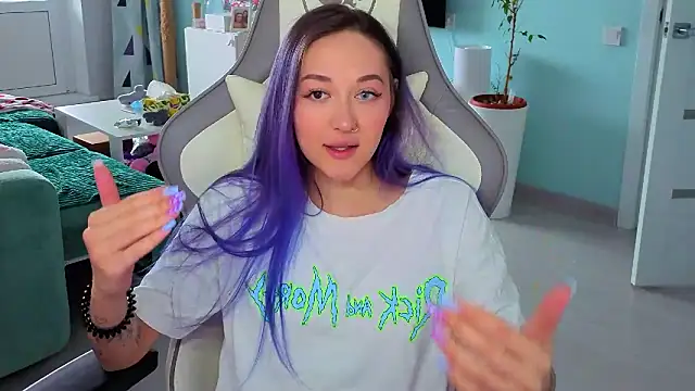 Im suka online show from 04/16/26, 04:24