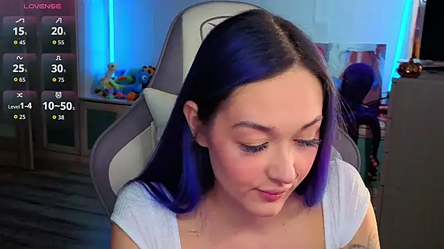 Im suka online show from 11/18/25, 03:10