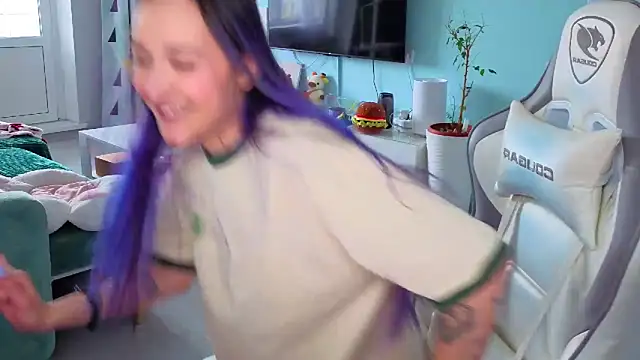 Im suka online show from 04/15/26, 03:23