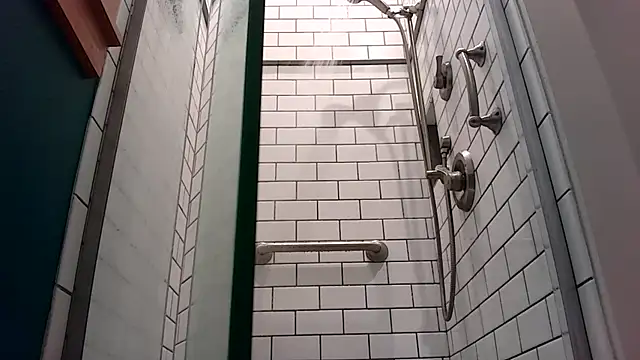 Snapshot of LEVIATHANX666 chatting on 02/23/26, 05:02 LEVIATHANX666 online show from 02/23/26, 05:02