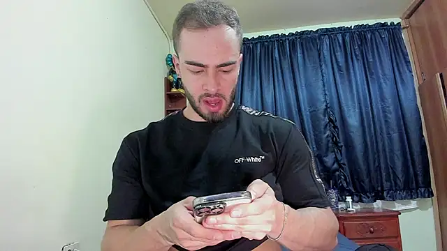 MaxDell online show from 11/17/25, 10:03