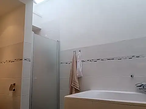 Wilsonn86 online show from 11/28/25, 09:31