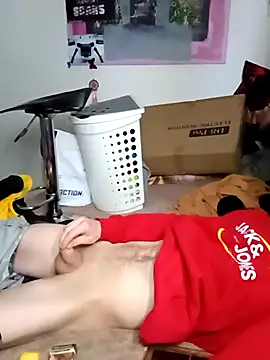 Wilsonn86 online show from 12/14/25, 04:29