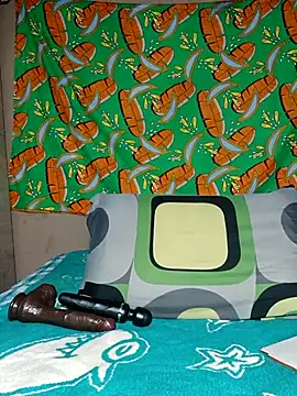 Snapshot of khetyvile chatting on 11/26/25, 10:37 khetyvile online show from 11/26/25, 10:37