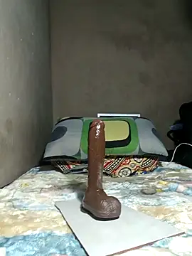 Snapshot of khetyvile chatting on 11/24/25, 11:49 khetyvile online show from 11/24/25, 11:49