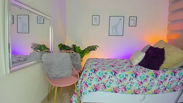 LusyKitty online show from 09/18/25, 03:04