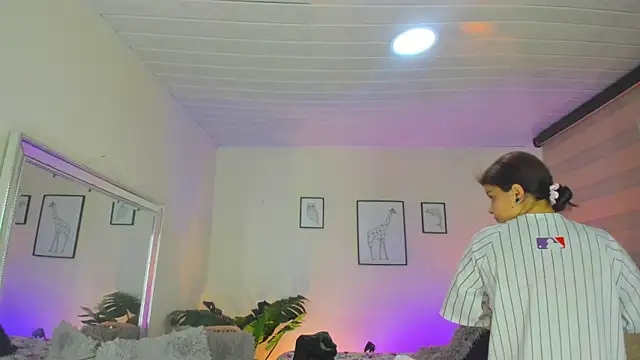 LusyKitty online show from 10/14/25, 02:50