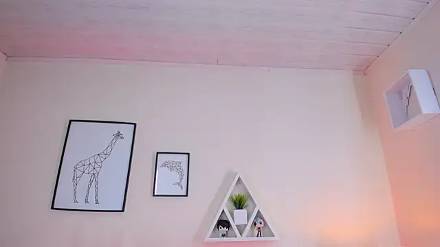 LusyKitty online show from 11/10/25, 04:56