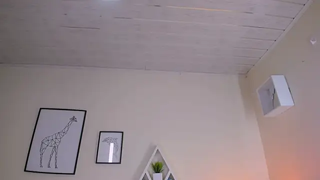 LusyKitty online show from 11/07/25, 03:05